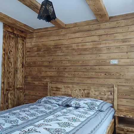 Dom Pod Turbaczem Klikuszowa